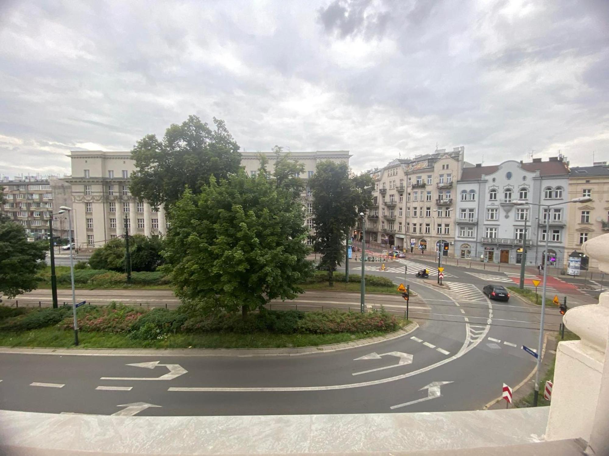 Comfortable Apartment In Centrum Krasków Eksteriør bilde